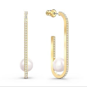 SWAROVSKI So Cool Pearl Pierced Earrings